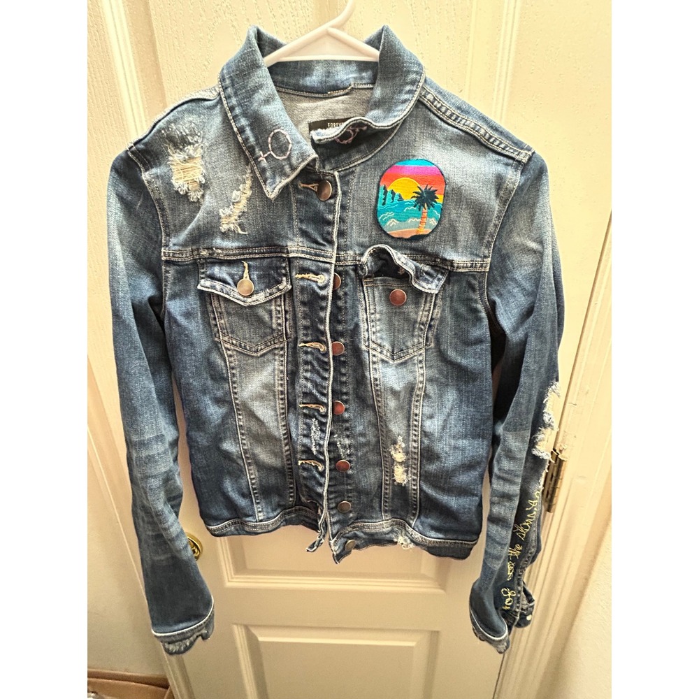 Teen Forever 21 Medium Distressed Denim Jacket Sunset Patch Embroidered Boho
